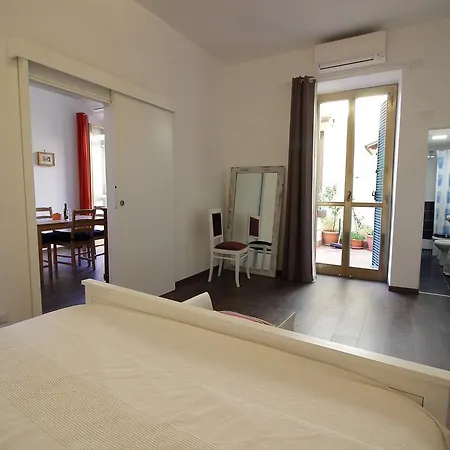 Apartment San Lorenzo Rome