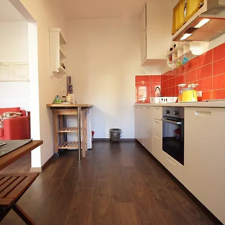 Apartment San Lorenzo *