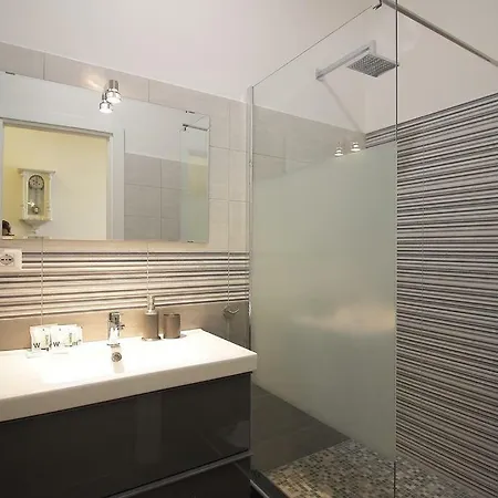 Apartment San Lorenzo Rome